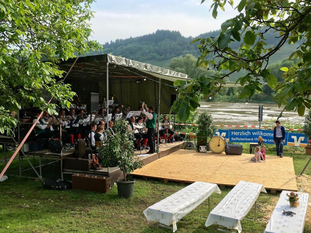 Gaestehaus Hoffmann Farschweiler Ngoại thất bức ảnh
